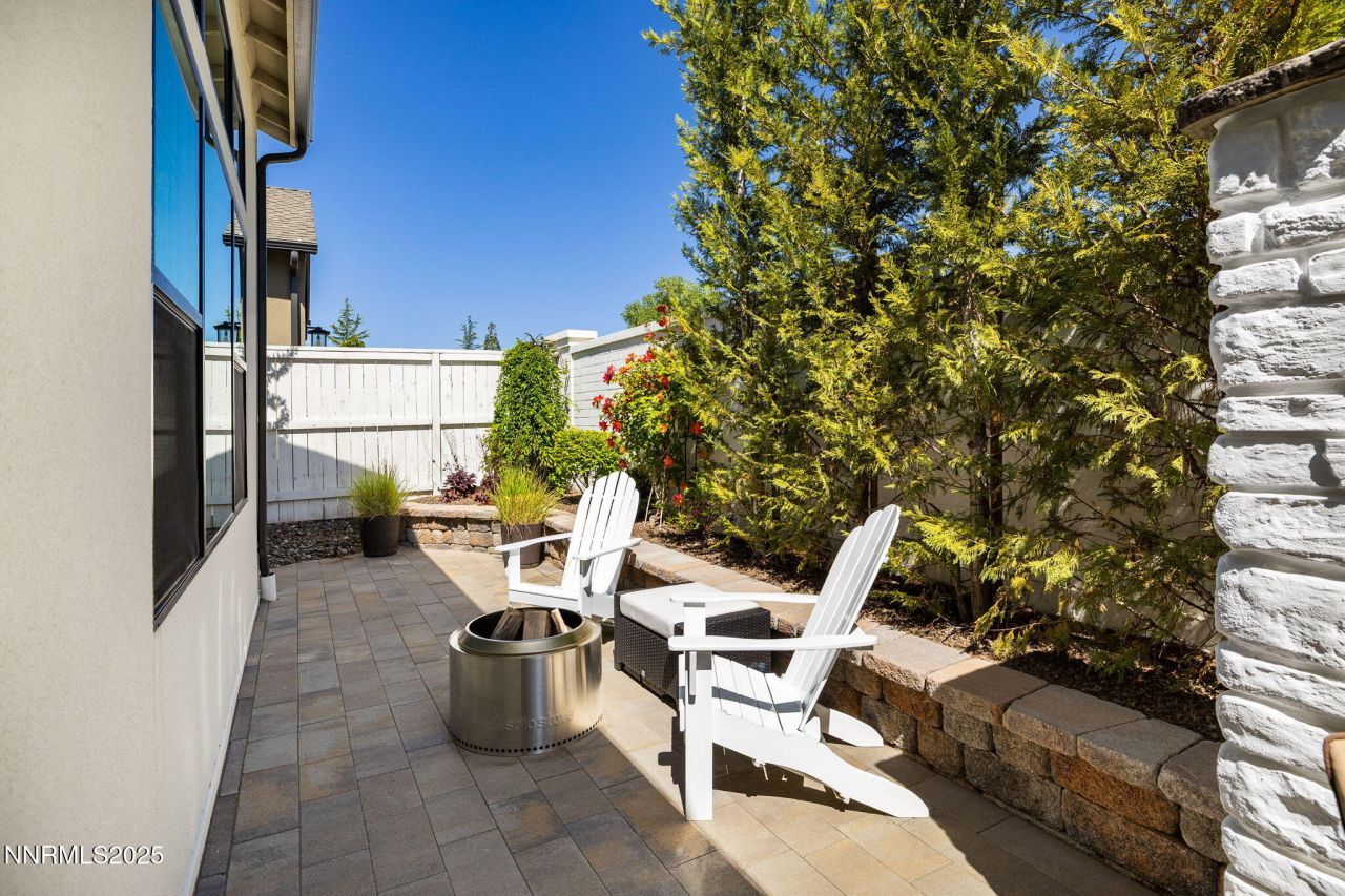 709 W Pleasant Oak Trail, Reno, NV 89511 Photo