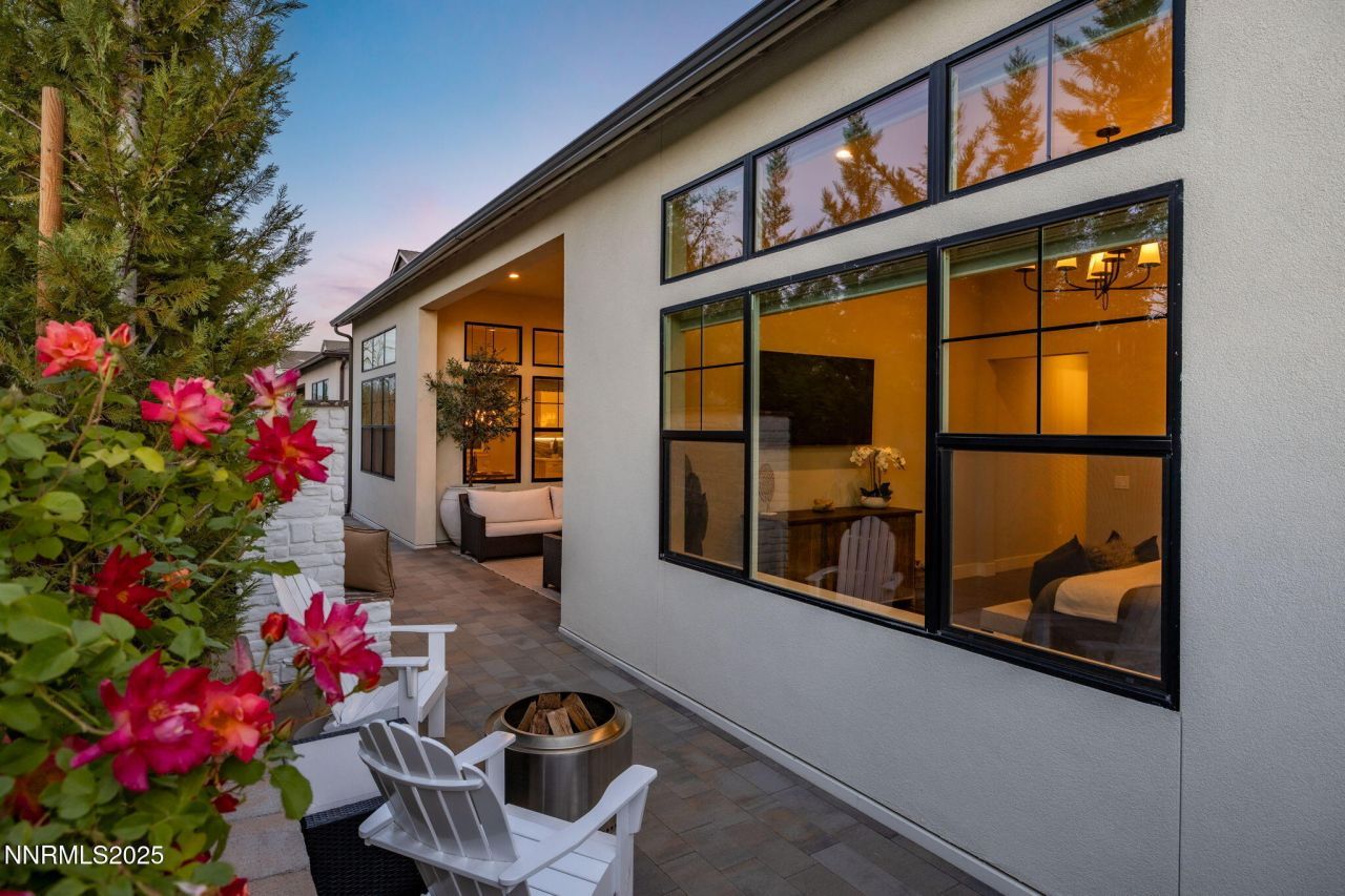 709 W Pleasant Oak Trail, Reno, NV 89511 Photo