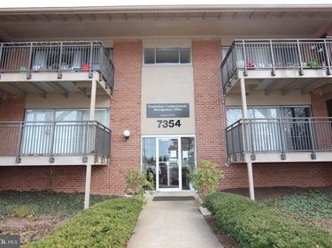 7354 LEE HIGHWAY, Unit T2, FALLS CHURCH, VA 22046