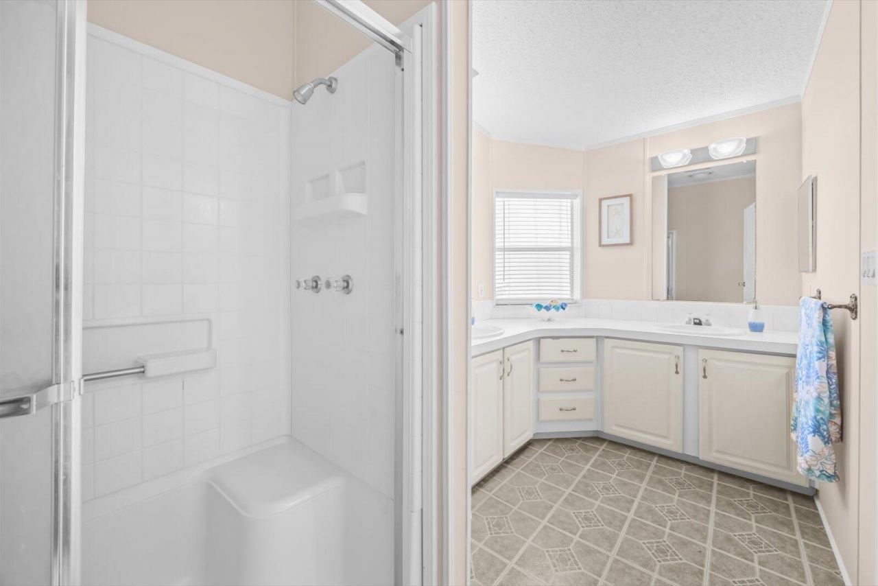 3805 Doral Court, Port Saint Lucie, FL 34952 Photo