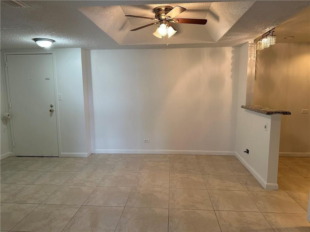 3680 Inverrary Drive, Unit 3r, Lauderhill, FL 33319 Photo