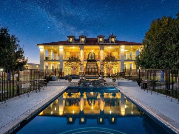 1694 County Road 102, Llano, TX 78643