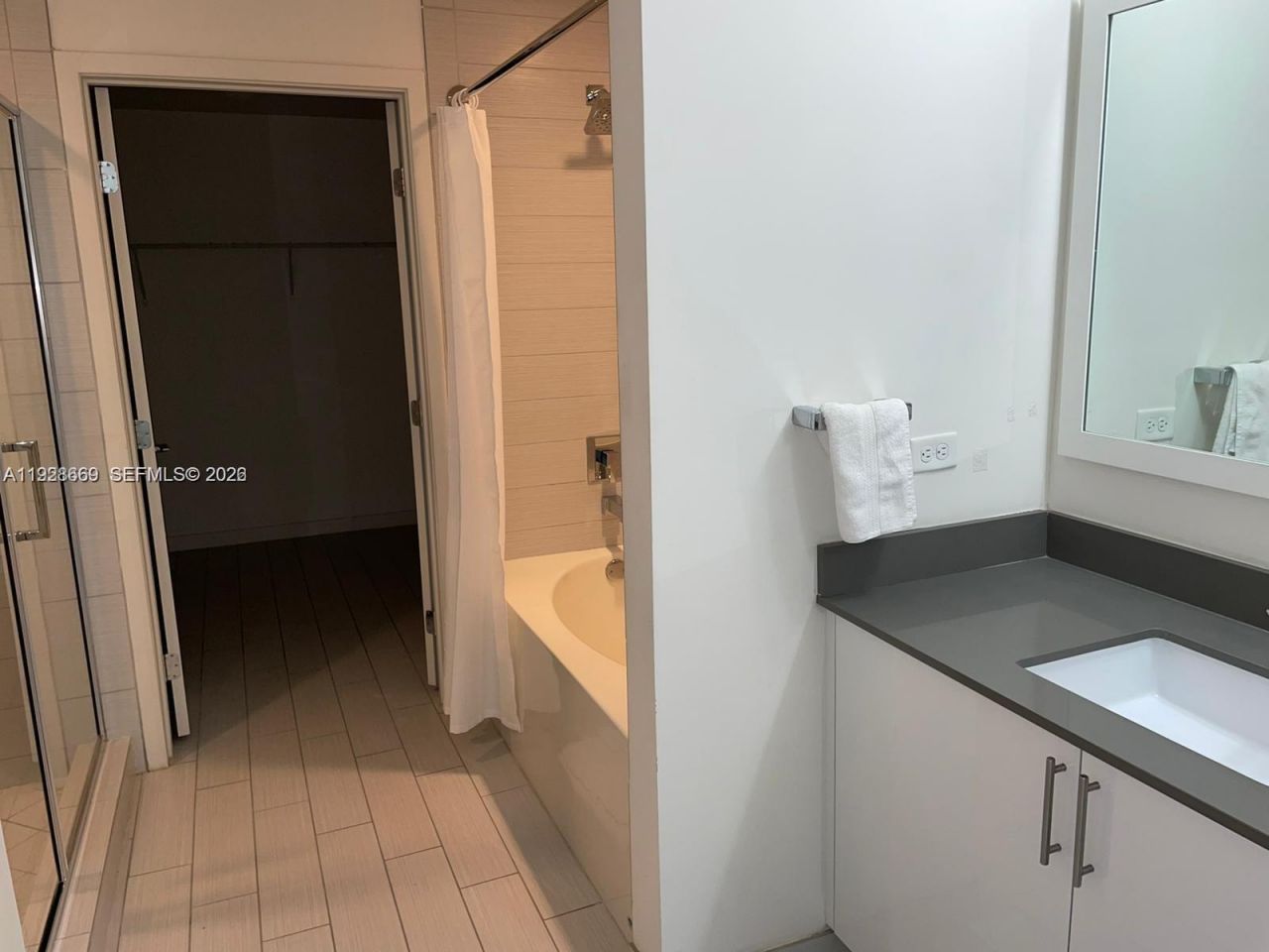 Please Call For Address, Unit 1815, Miami, FL 33130 Photo