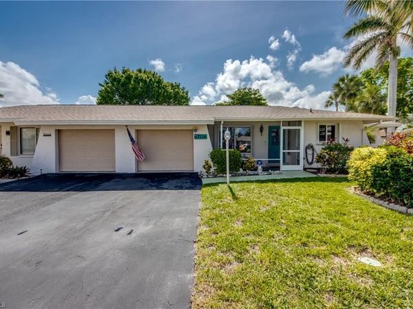 7116 Blanquilla CT, Unit 220, FORT MYERS, FL 33908