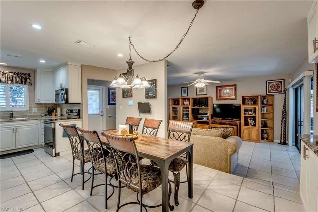 7116 Blanquilla Ct, Unit 220, Fort Myers, FL 33908 Photo