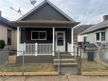 806 Howard Street, Bridgeport, OH 43912