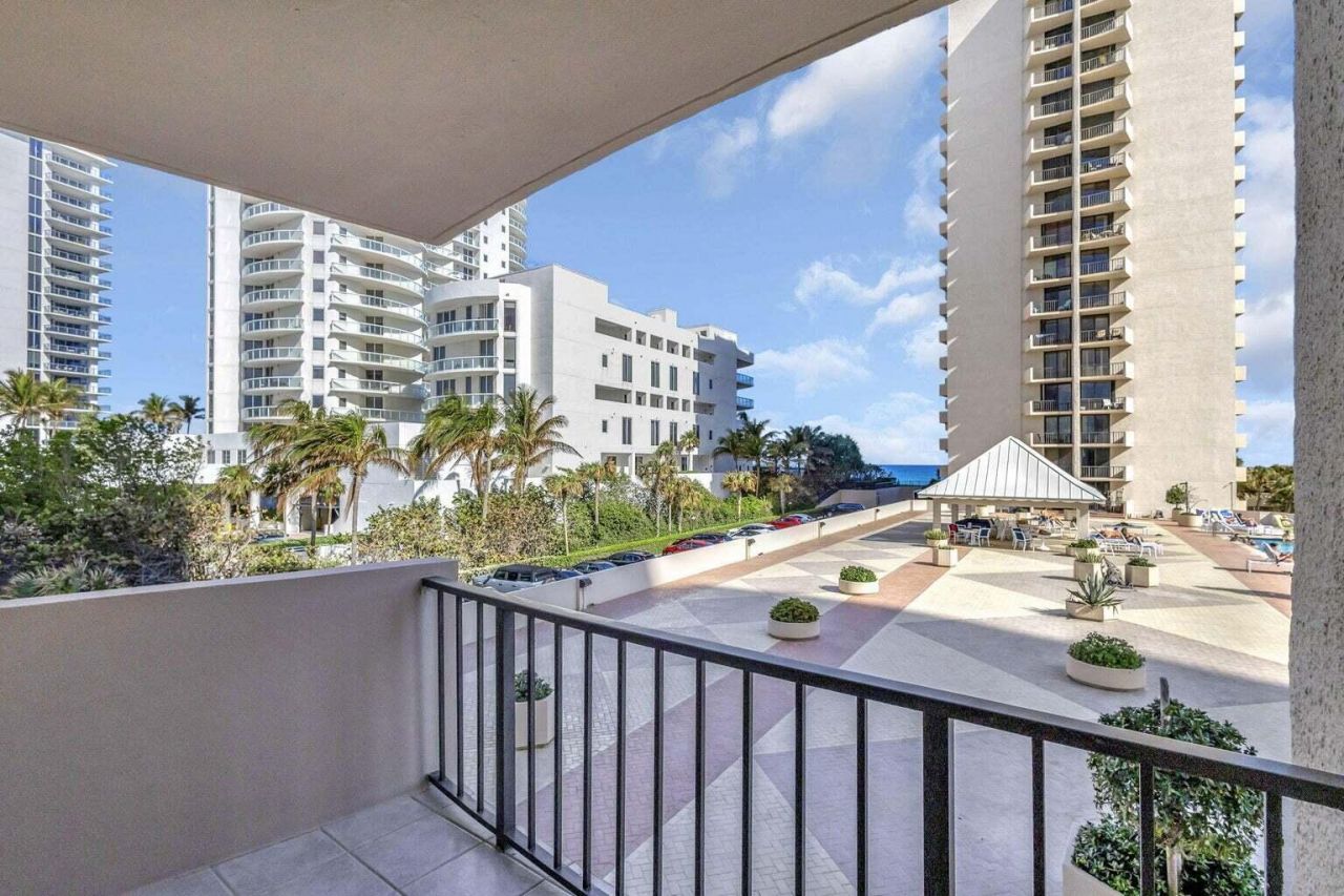 4200 N Ocean Drive, Unit 2-201, Singer Island, FL 33404 Photo