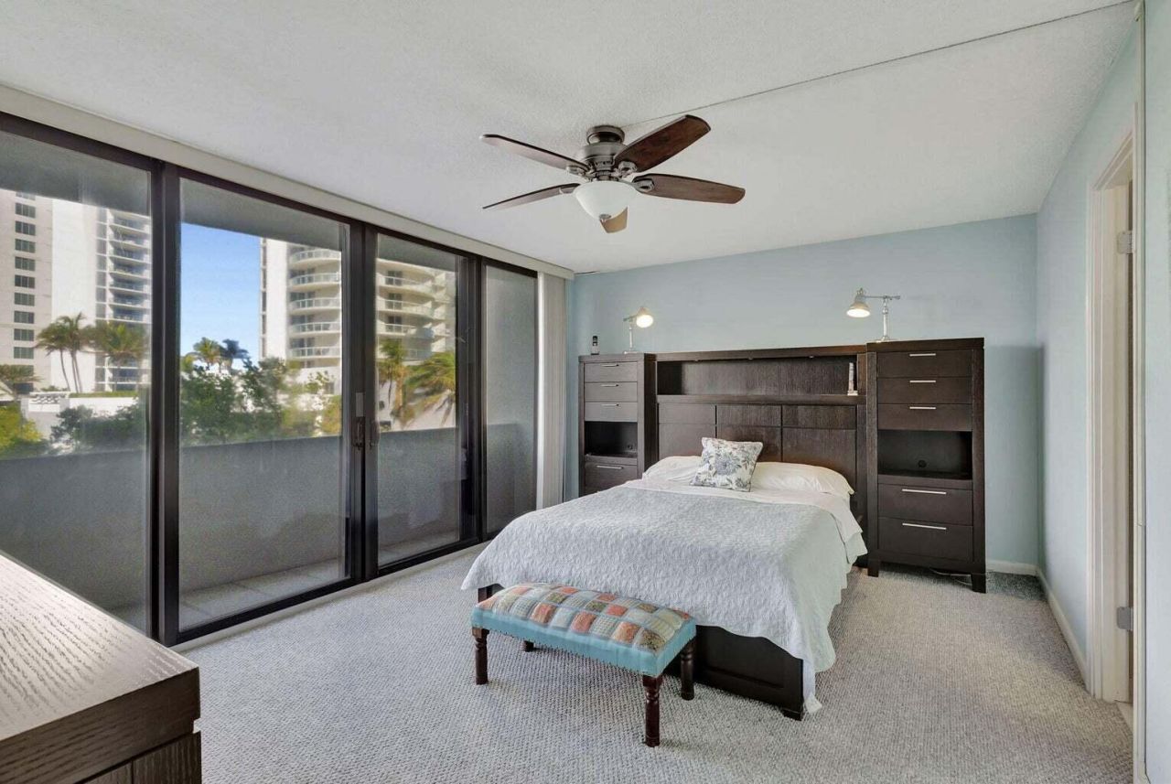 4200 N Ocean Drive, Unit 2-201, Singer Island, FL 33404 Photo