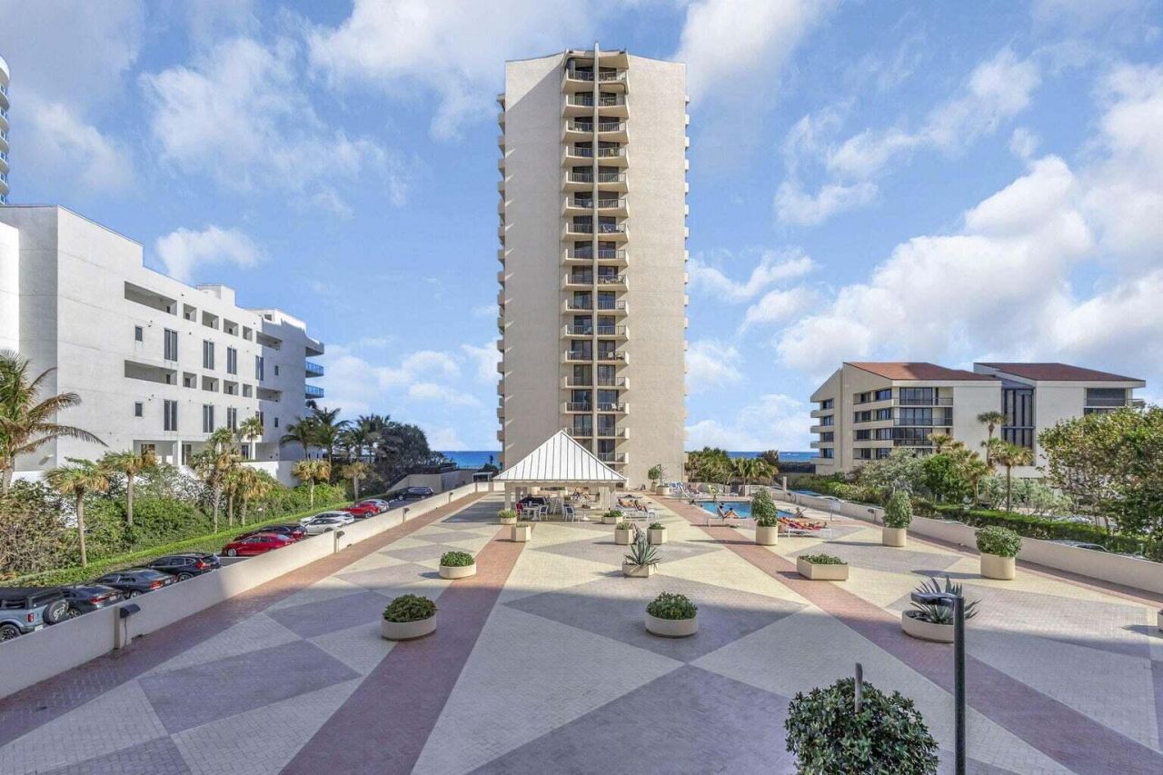 4200 N Ocean Drive, Unit 2-201, Singer Island, FL 33404 Photo