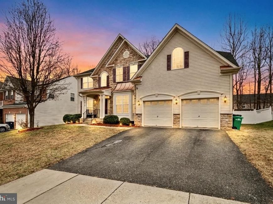 9015 Helmsley Drive, Clinton, MD 20735 Main Photo