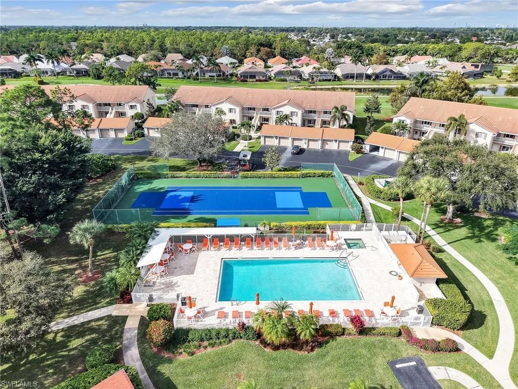 725 Saratoga Cir, Unit A101, Naples, FL 34104 Photo