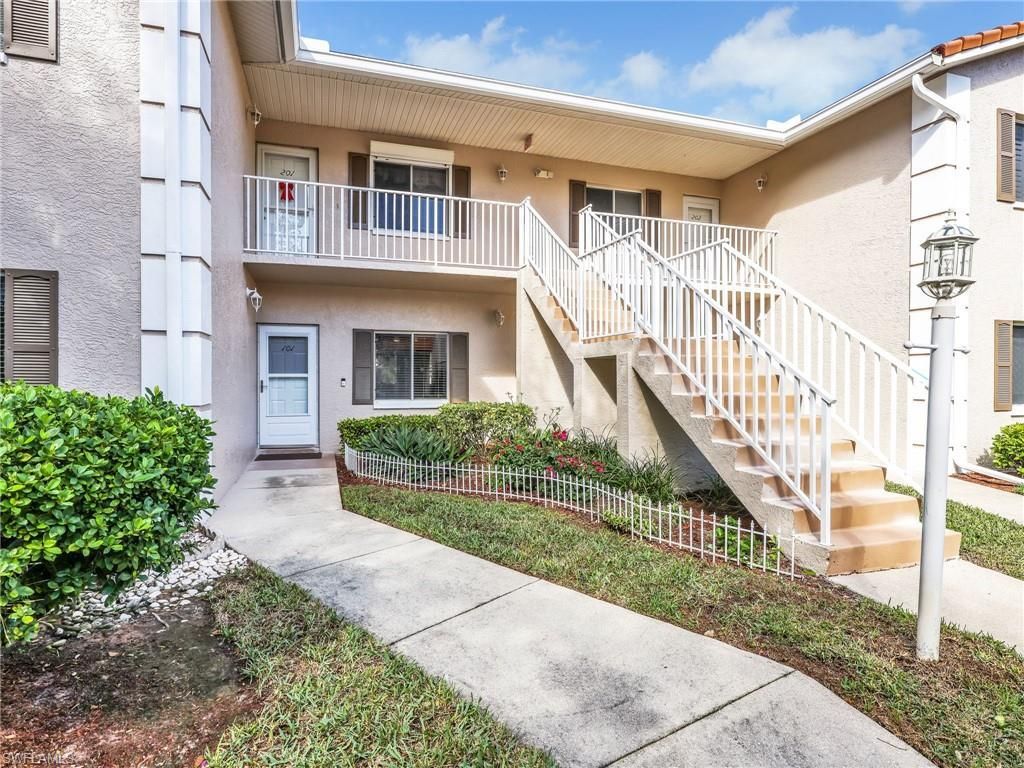 725 Saratoga Cir, Unit A101, Naples, FL 34104 Photo