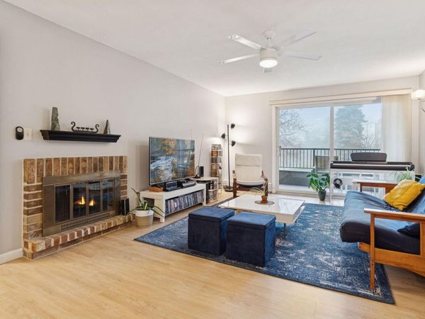 2210 Midland Grove Road, Unit 209, Roseville, MN 55113