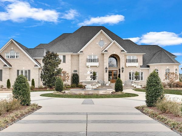 1157 Autumn Lakes Drive, Grimesland, NC 27837