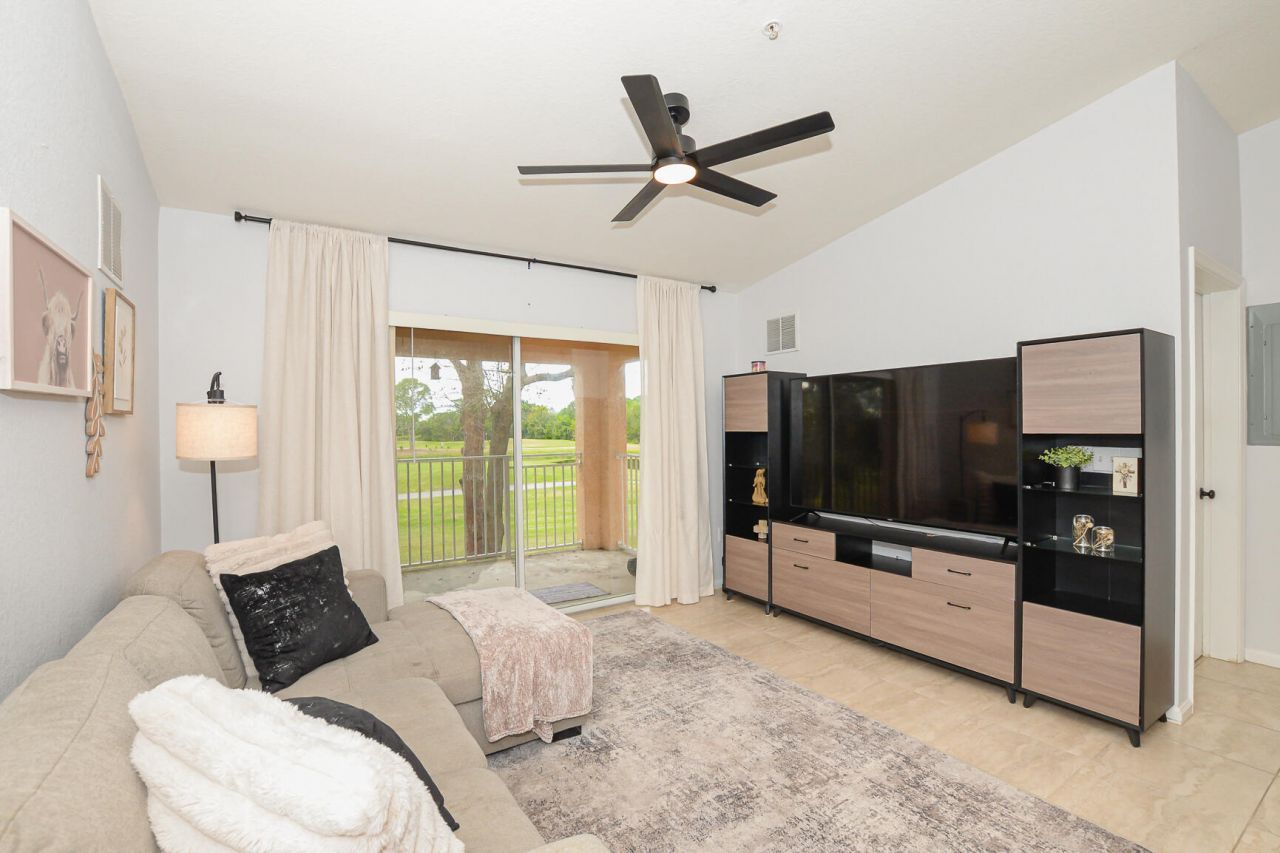 151 SW Palm Drive, Unit 208, Port Saint Lucie, FL 34986 Photo