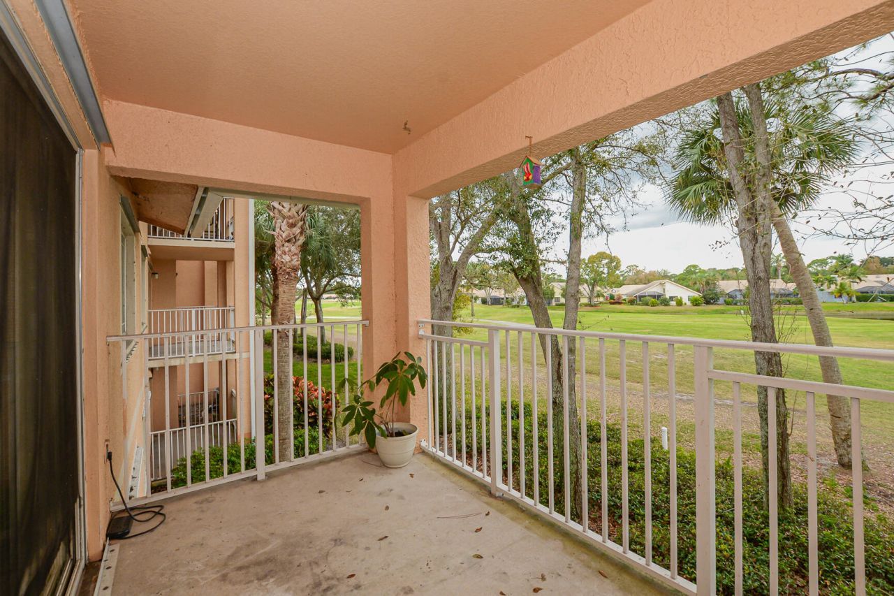 151 SW Palm Drive, Unit 208, Port Saint Lucie, FL 34986 Photo