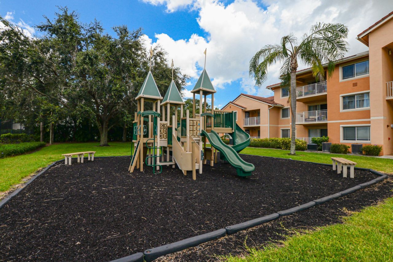 151 SW Palm Drive, Unit 208, Port Saint Lucie, FL 34986 Photo