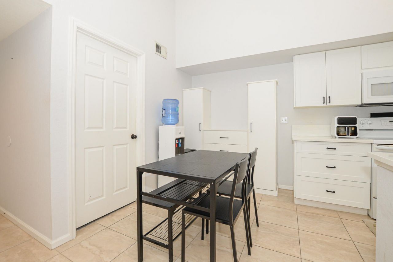 151 SW Palm Drive, Unit 208, Port Saint Lucie, FL 34986 Photo