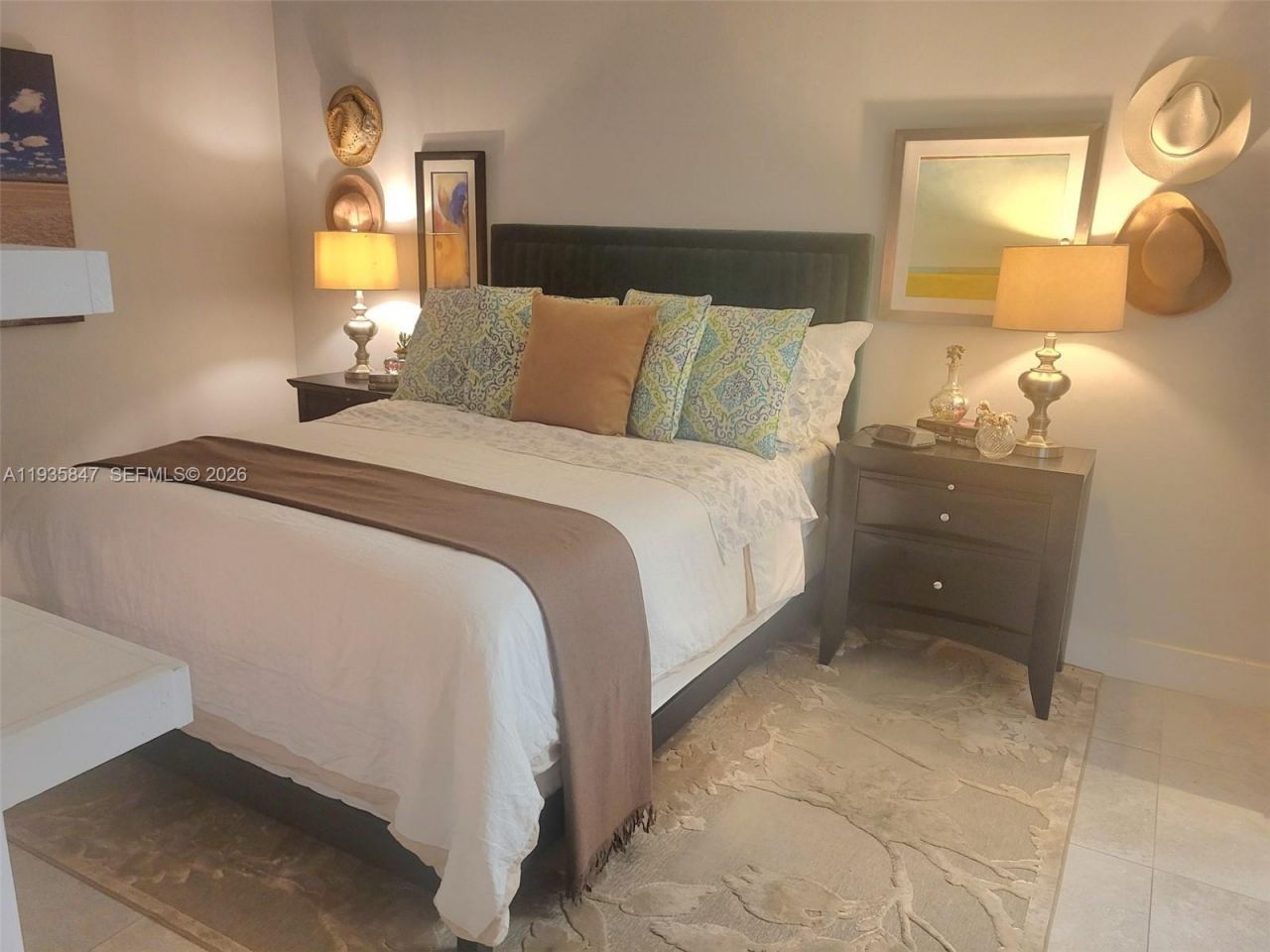 5880 Collins Ave, Unit 302, Miami Beach, FL 33140 Photo