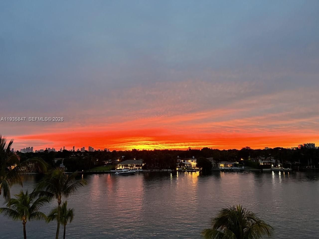 5880 Collins Ave, Unit 302, Miami Beach, FL 33140 Photo