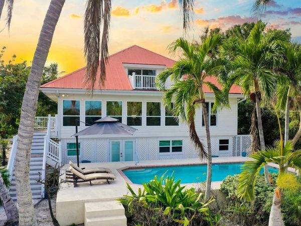 16813 Captiva Dr, Captiva, FL 33924