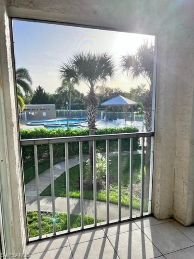 153 Santa Clara Dr, Unit 10, Naples, FL 34104 Photo