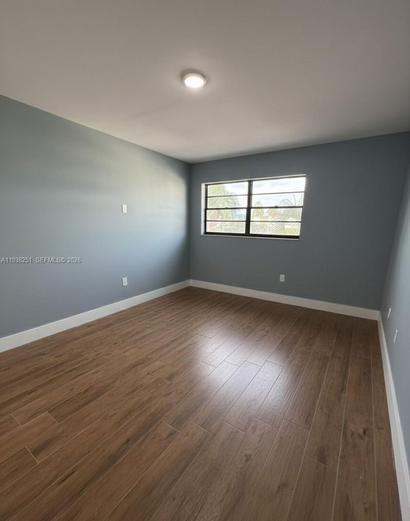 995 SW 84th Ave, Unit 304, Miami, FL 33144 Photo