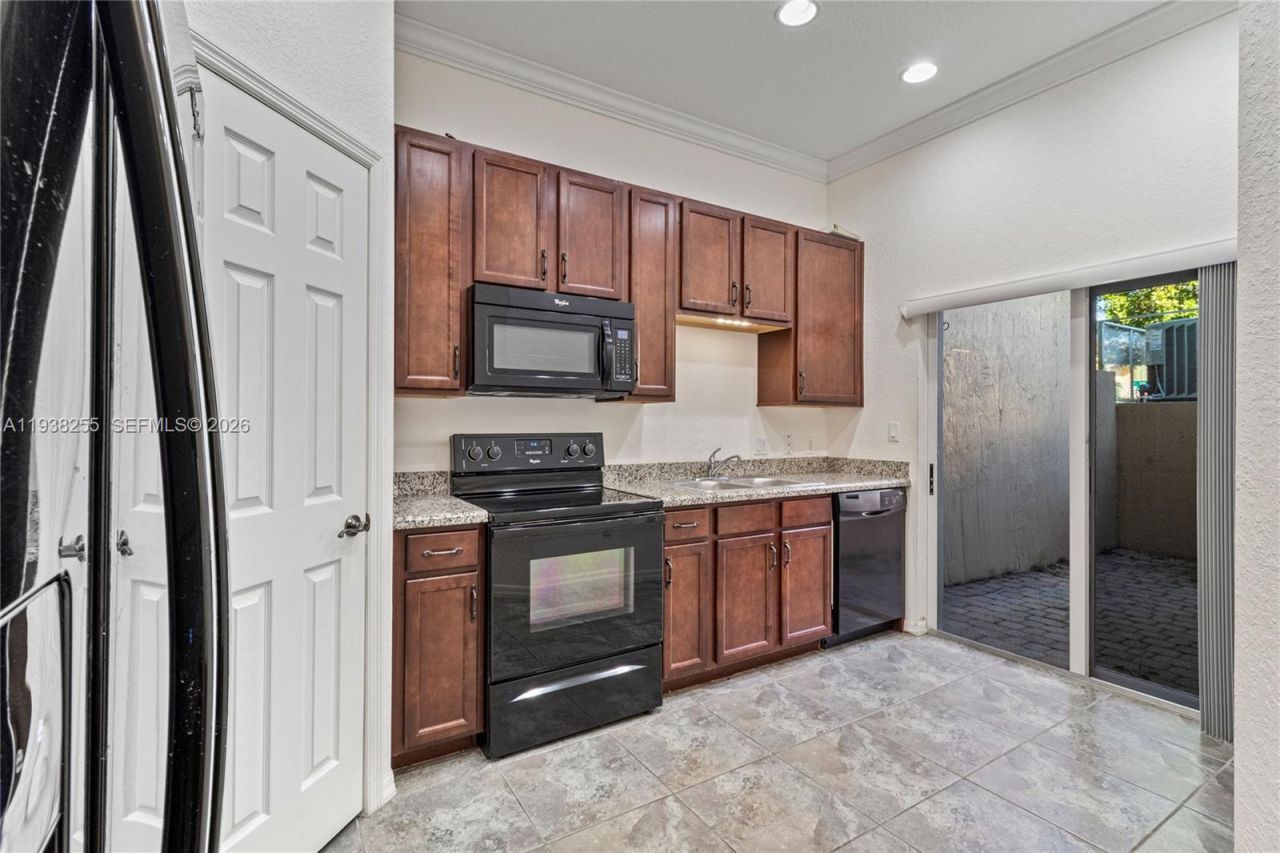 2332 SE 16th Pl, Unit 2332, Homestead, FL 33035 Photo