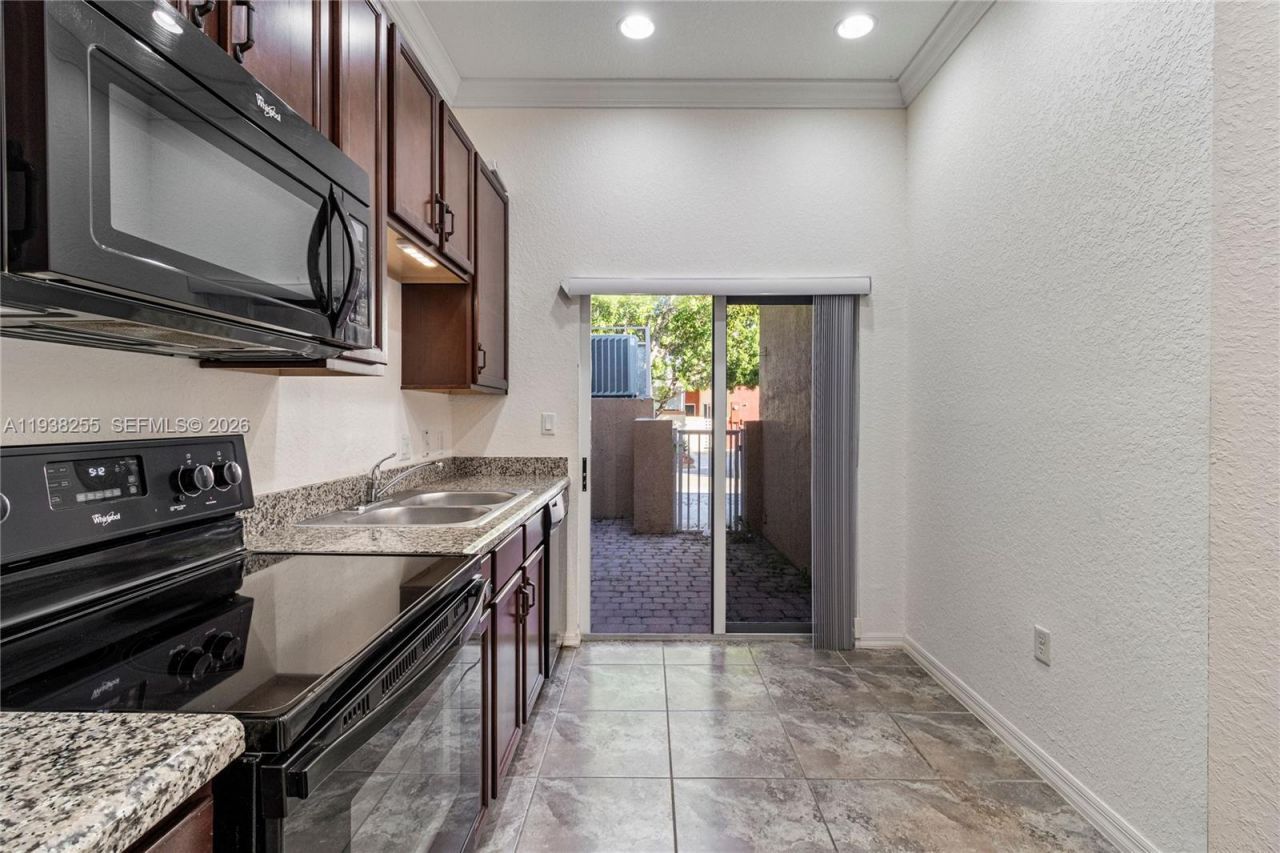 2332 SE 16th Pl, Unit 2332, Homestead, FL 33035 Photo