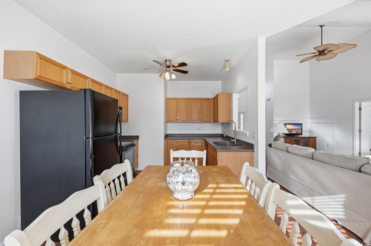 371 Harbour Reef Dr. Photo 15