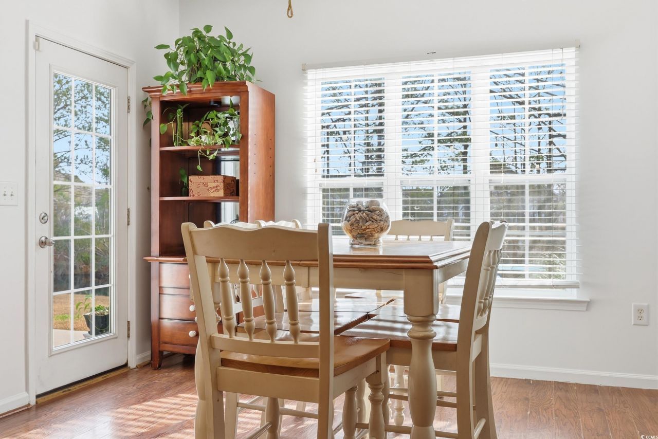 371 Harbour Reef Dr. Photo 18