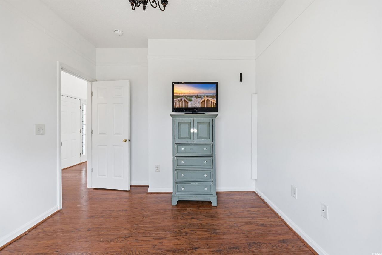 371 Harbour Reef Dr. Photo 25