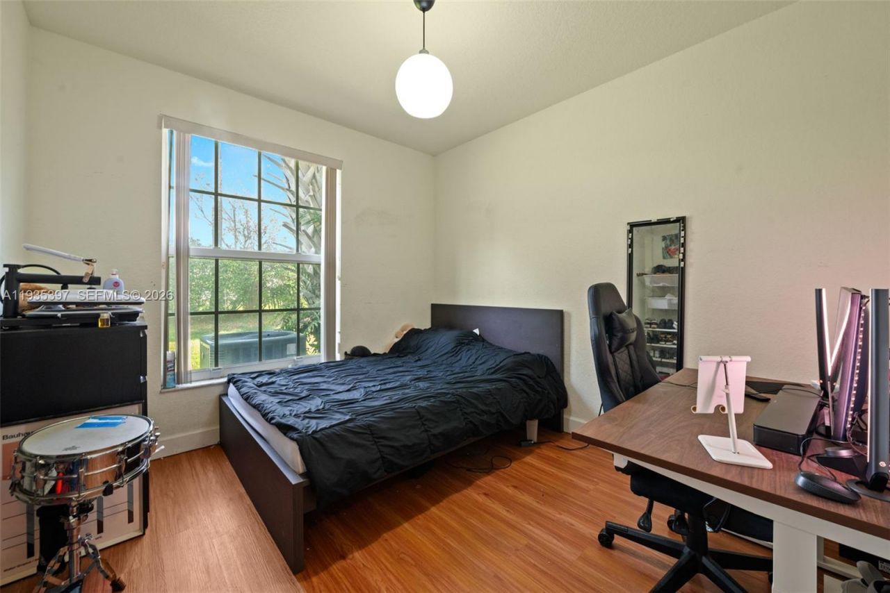 1958 NW 79th Way, Pembroke Pines, FL 33024 Photo