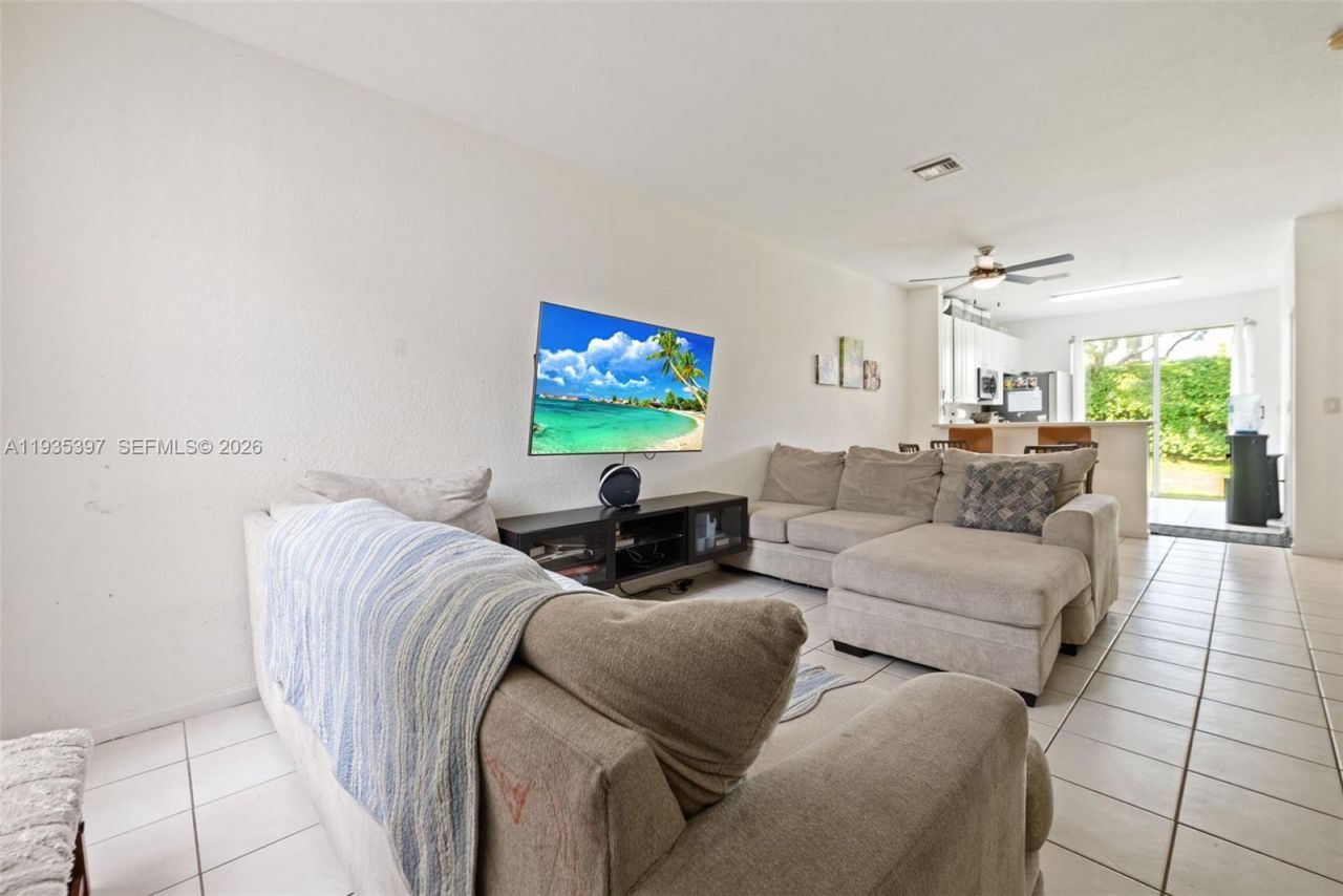 1958 NW 79th Way, Pembroke Pines, FL 33024 Photo