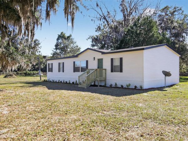 21690 NE 40TH STREET, WILLISTON, FL 32696