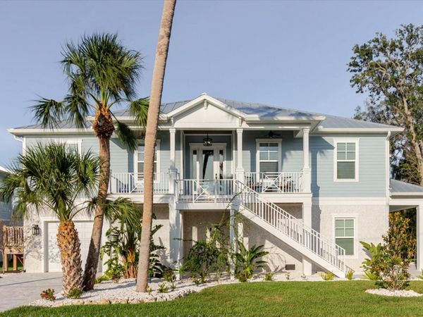 216 HIGH STREET, TARPON SPRINGS, FL 34689