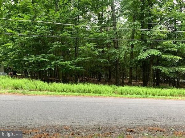 75B FAWNWOOD, GREENTOWN, PA 18426