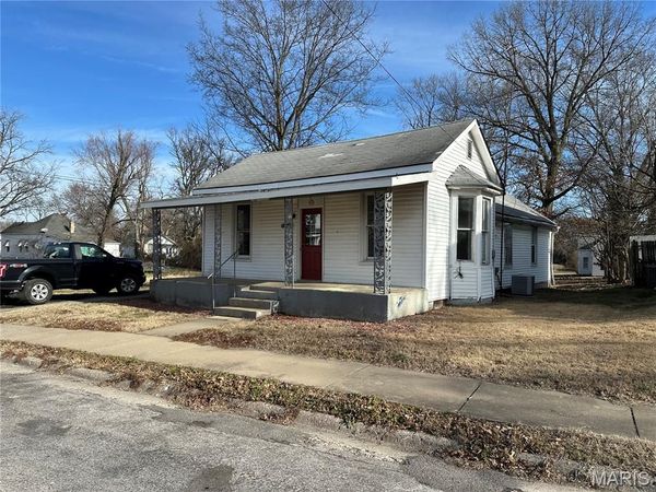 220 N Vine Street, Sparta, IL 62286