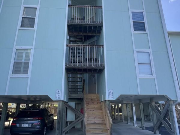 918 N New River Drive, Unit 333, Surf City, NC 28445