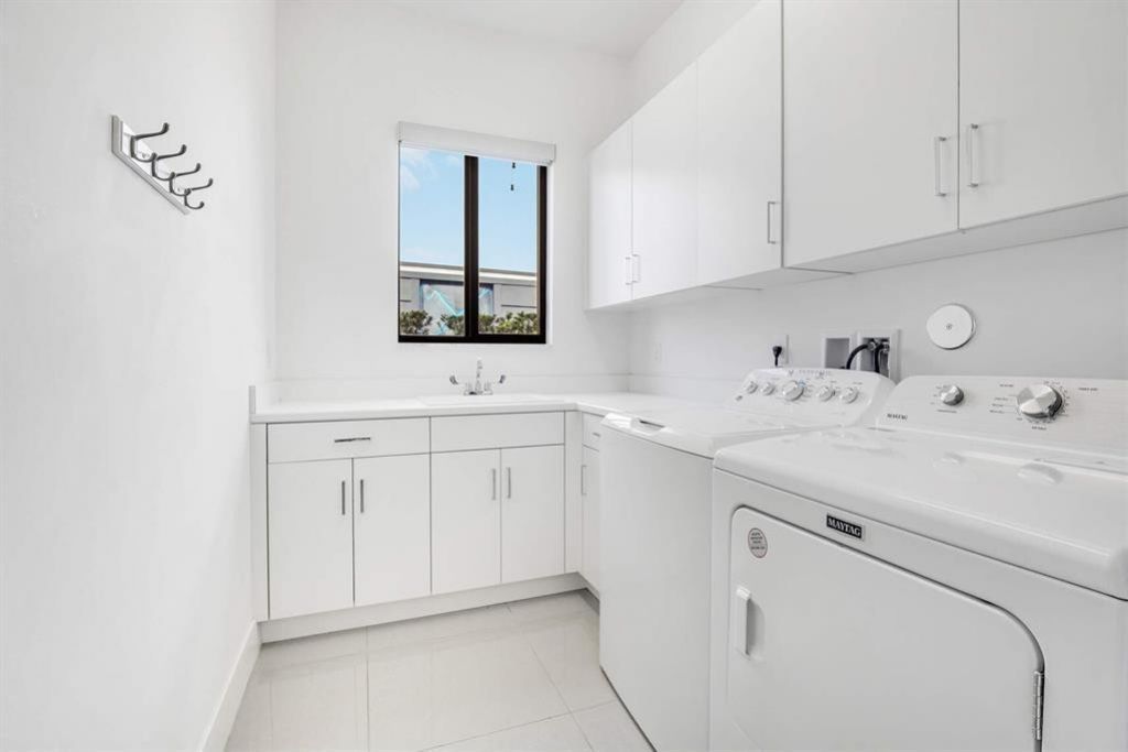 10595 S Lago Vista Cir, Parkland, FL 33076 Photo