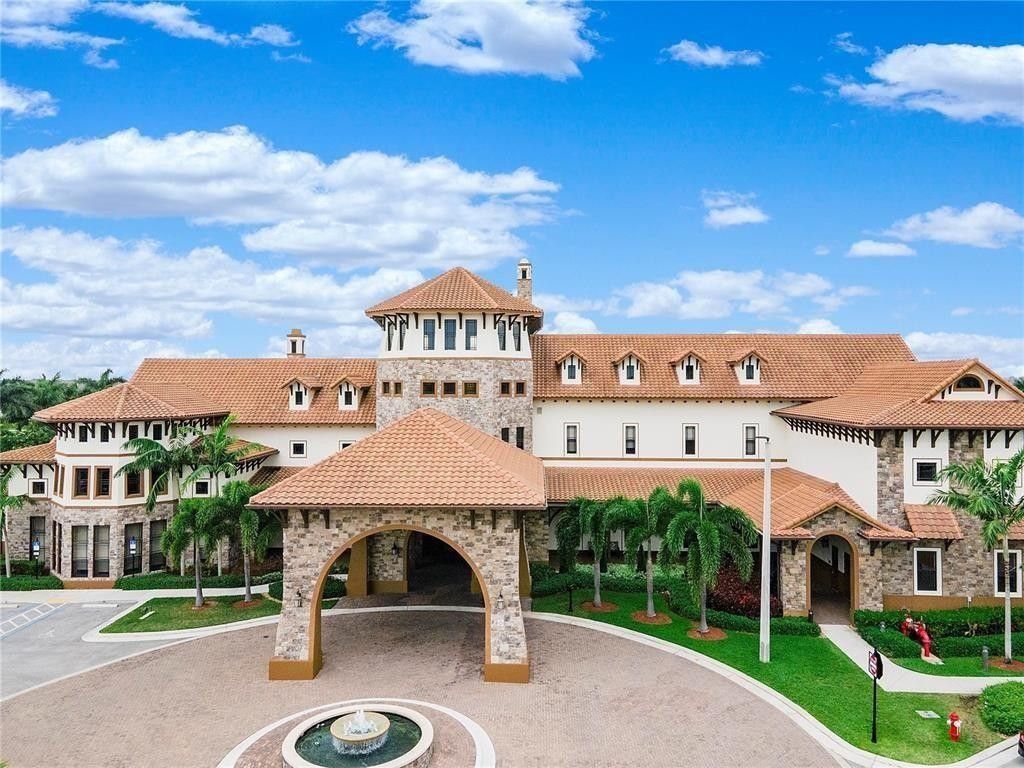 10595 S Lago Vista Cir, Parkland, FL 33076 Photo