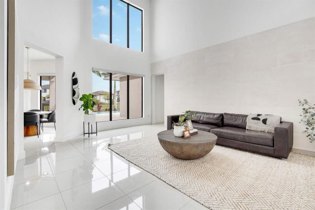 10595 S Lago Vista Cir, Parkland, FL 33076 Photo