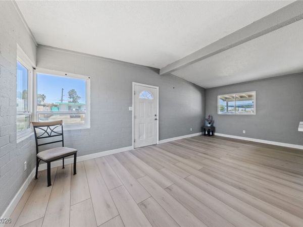 104 Stanford Street, Las Vegas, NV 89107