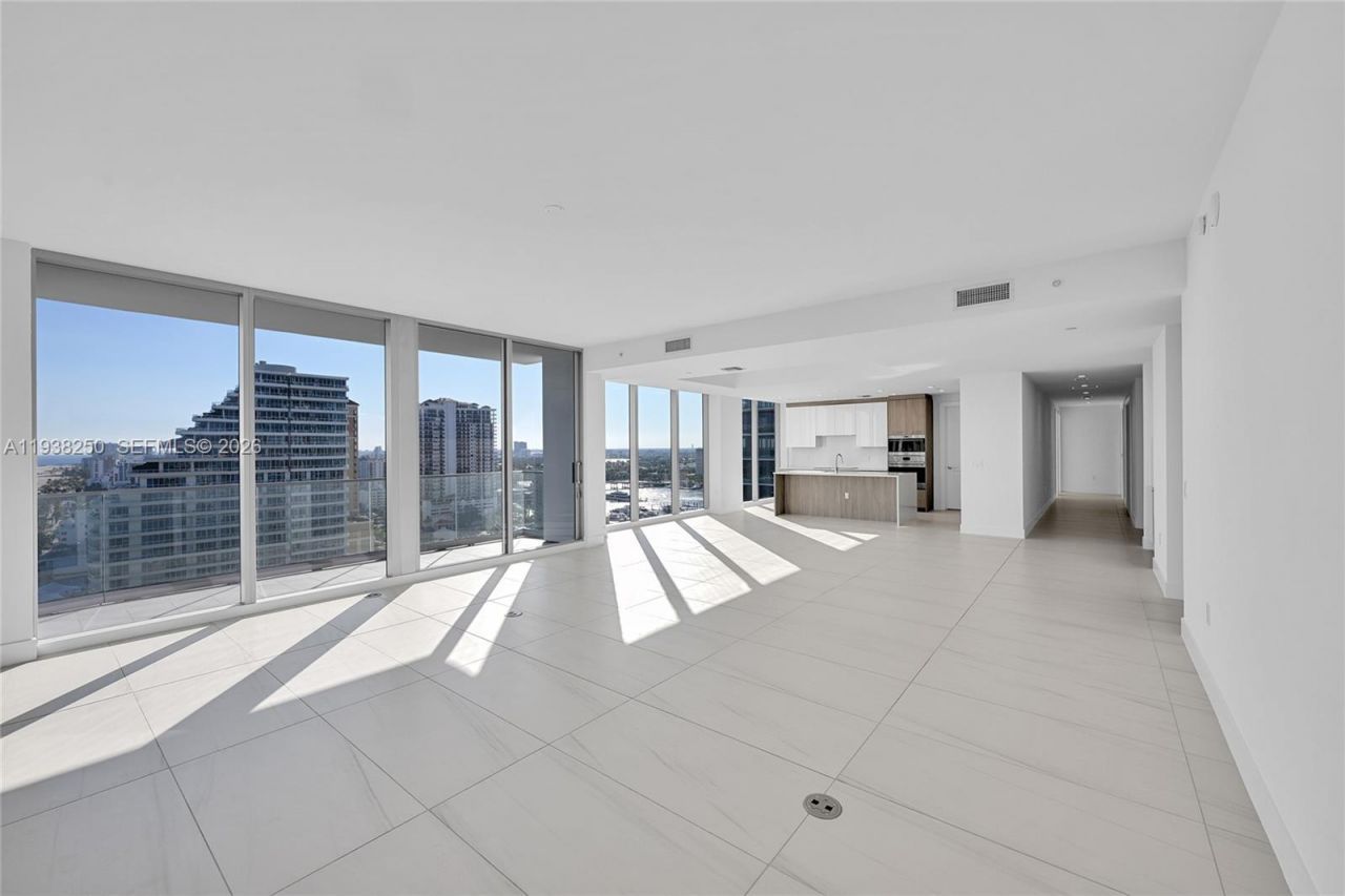 151 N Seabreeze, Unit 1701E, Fort Lauderdale, FL 33304 Photo