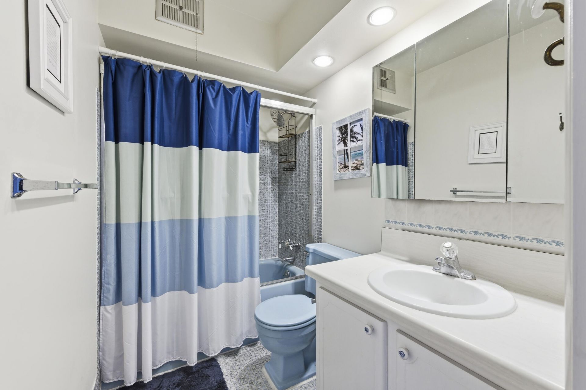 100 Doolen Court, Unit 203, North Palm Beach, FL 33408 Photo