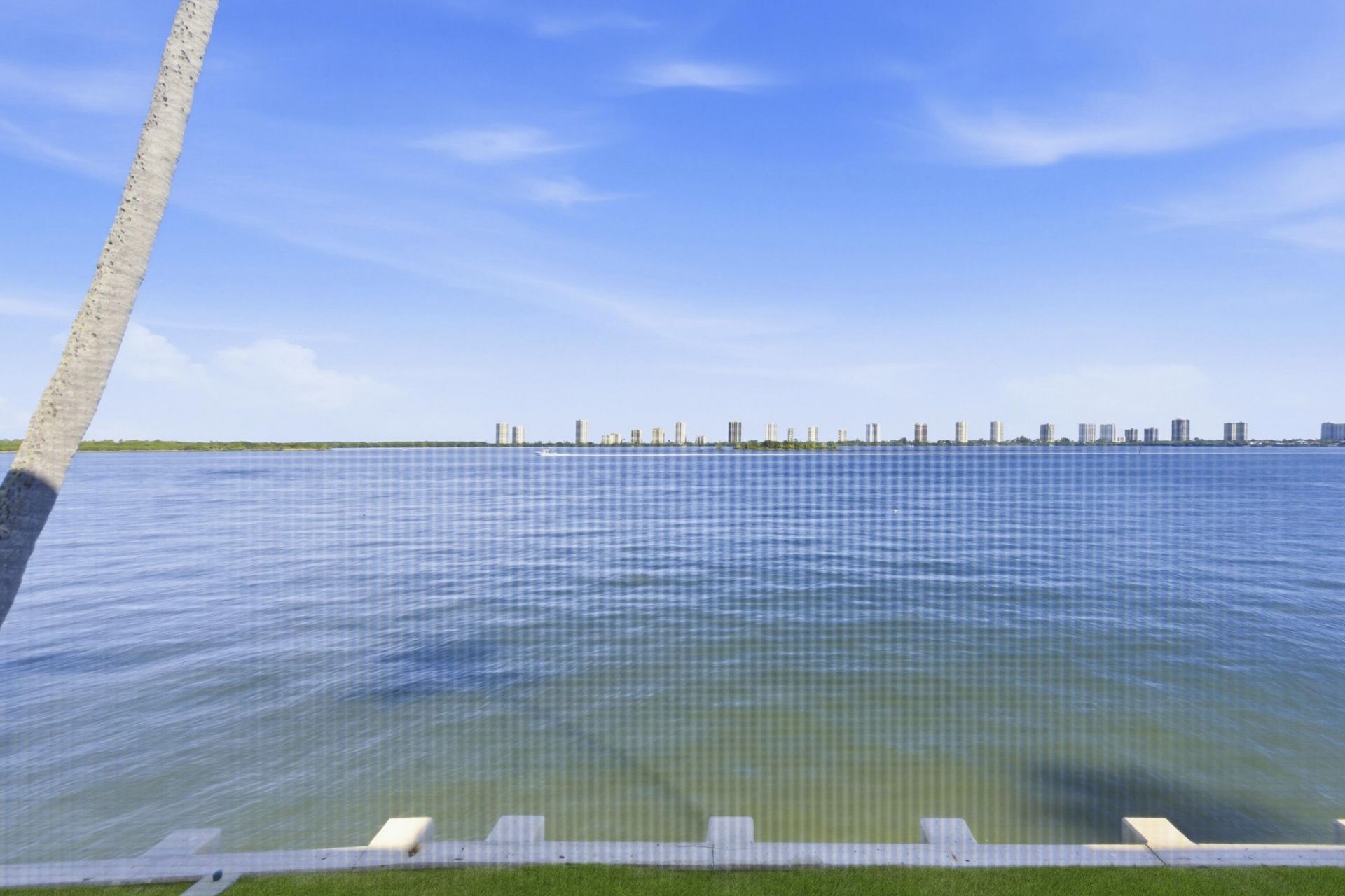 100 Doolen Court, Unit 203, North Palm Beach, FL 33408 Photo