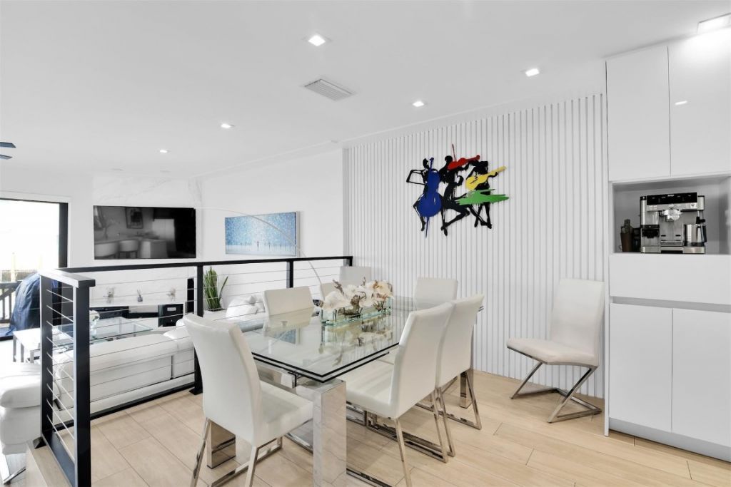 1035 Boca Cove Lane, Highland Beach, FL 33487 Photo