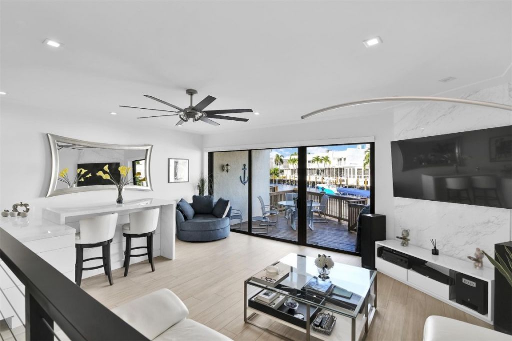 1035 Boca Cove Lane, Highland Beach, FL 33487 Photo