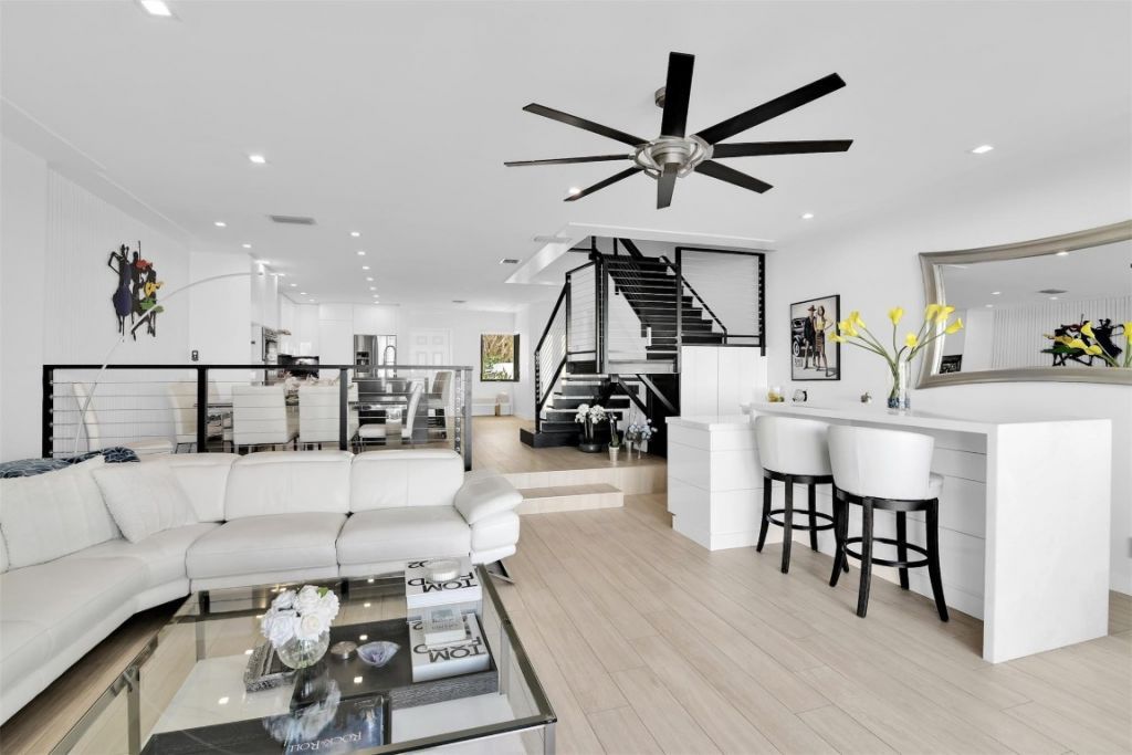 1035 Boca Cove Lane, Highland Beach, FL 33487 Photo
