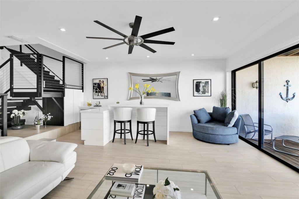 1035 Boca Cove Lane, Highland Beach, FL 33487 Photo